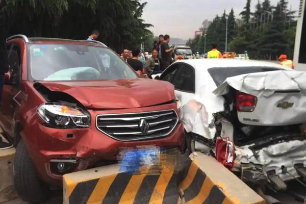 流放之路角色扮演新版本“猎魔赛季”