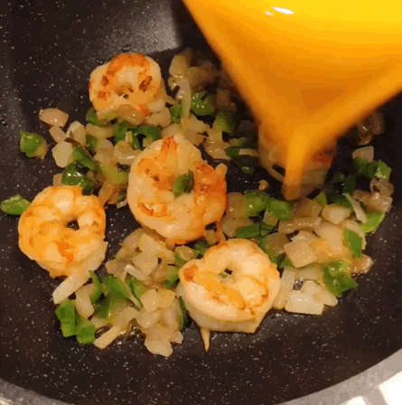 这一天，改变游戏历史的两个老爷子碰头了游戏人物龙猫醒了